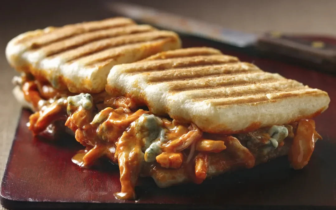 Sándwich “Buffalo Blue”